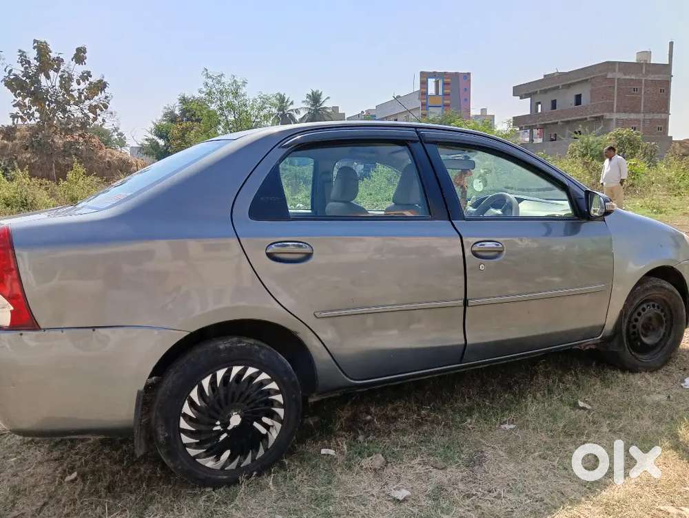 Toyota Etios 2013 Diesel 272000 Km Driven