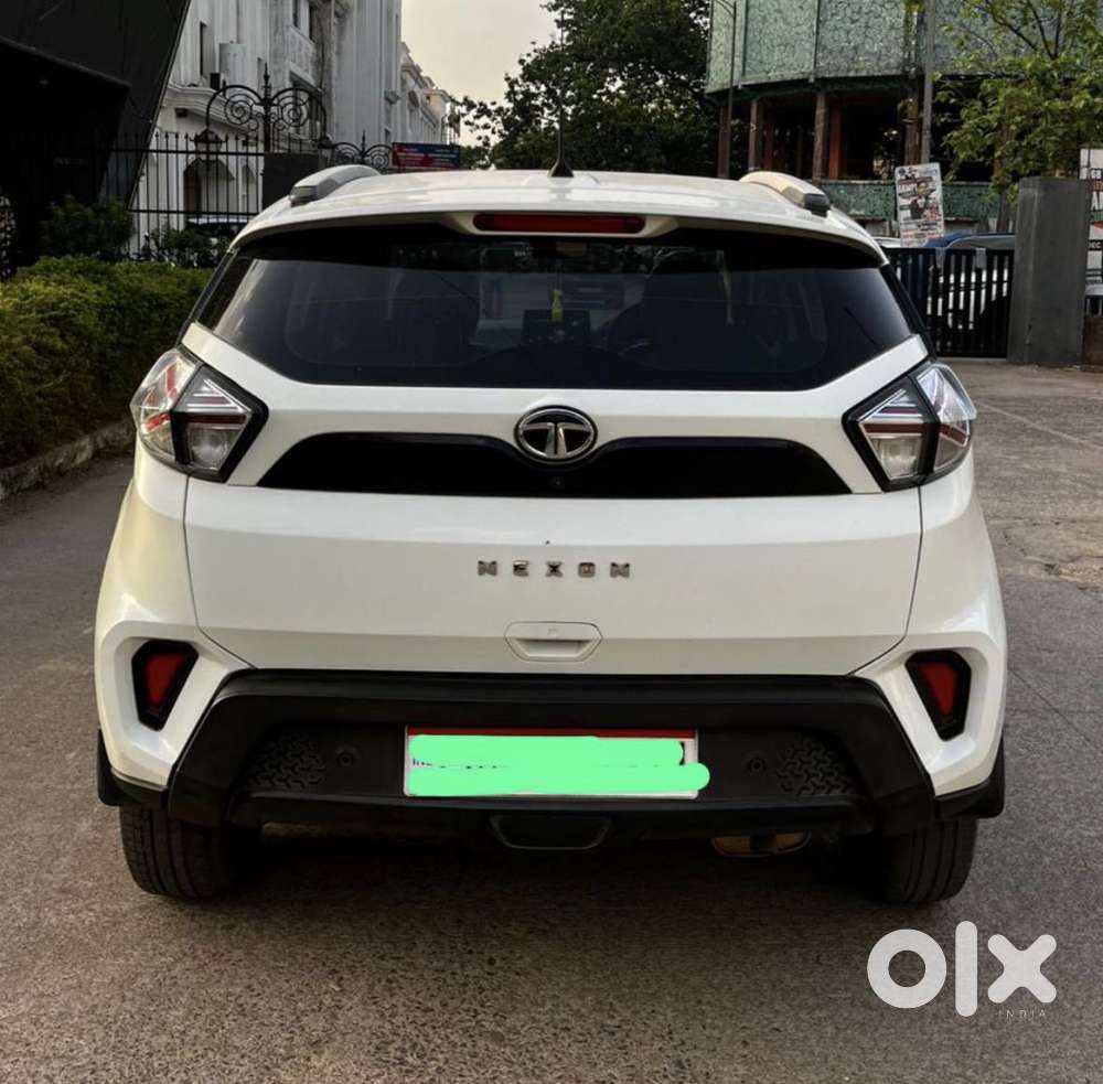 Tata Nexon 1.5 Revotorq Xm (s), 2022, Petrol