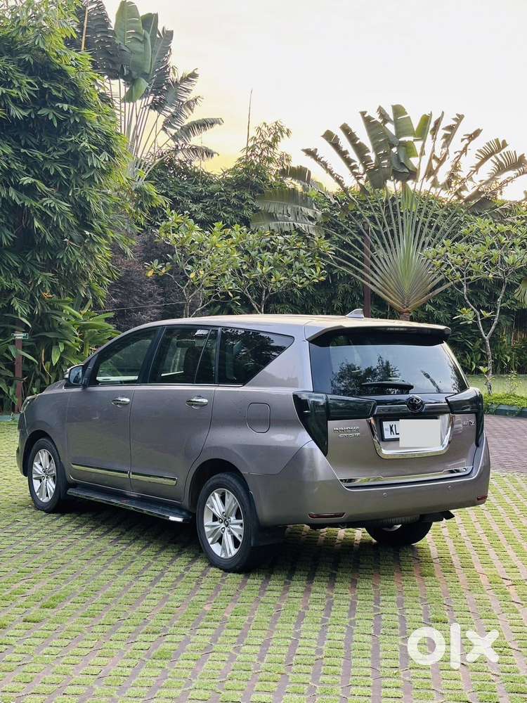 Toyota Innova Crysta 2.8 Zx At, 2016, Diesel