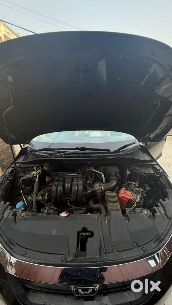 Honda City Zx 2022 Petrol 17000 Km Driven