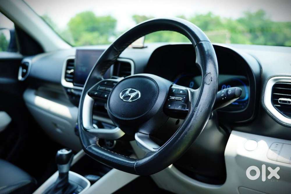 Hyundai Venue 1.0 Sx (o) Turbo Dct, 2023, Petrol