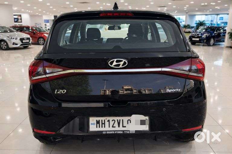Hyundai I20 Sportz 1.2 Ivt Dual Tone, 2023, Petrol
