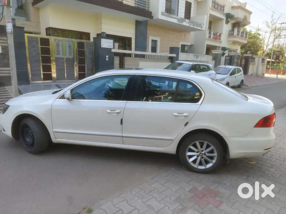 Near And Clean Car