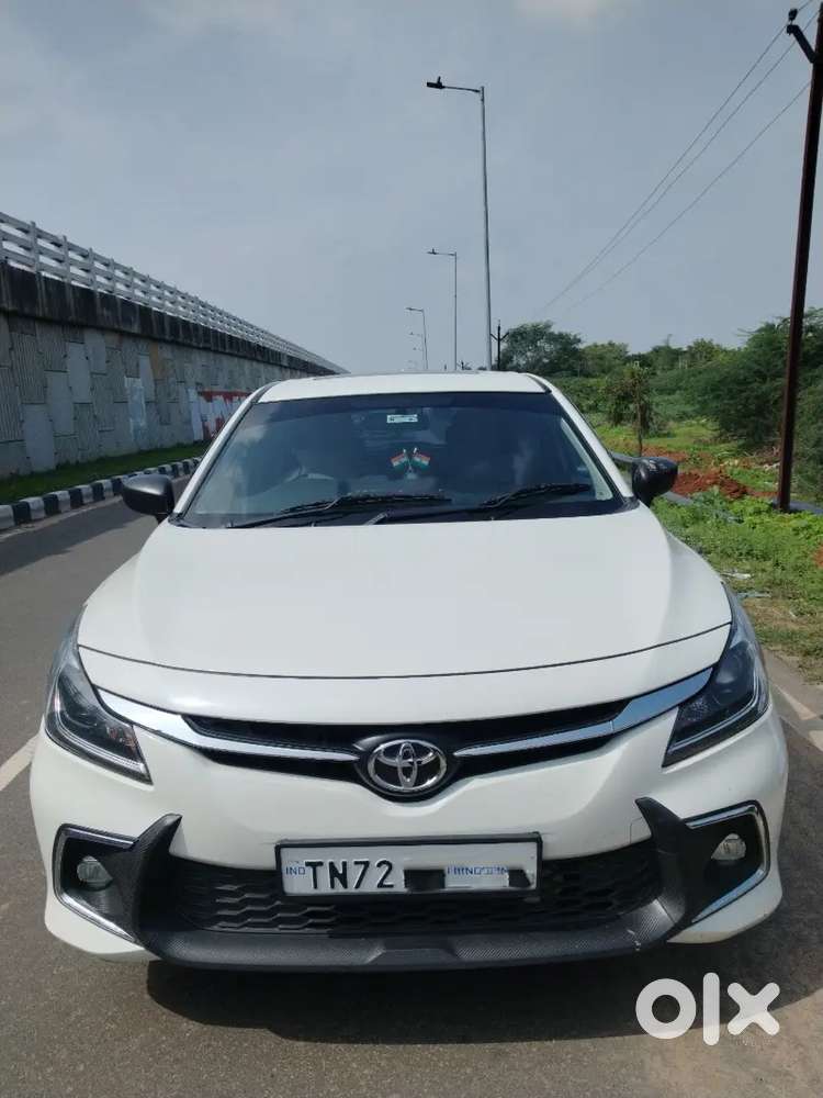 Toyota Glanza 2024 Petrol Well Maintained