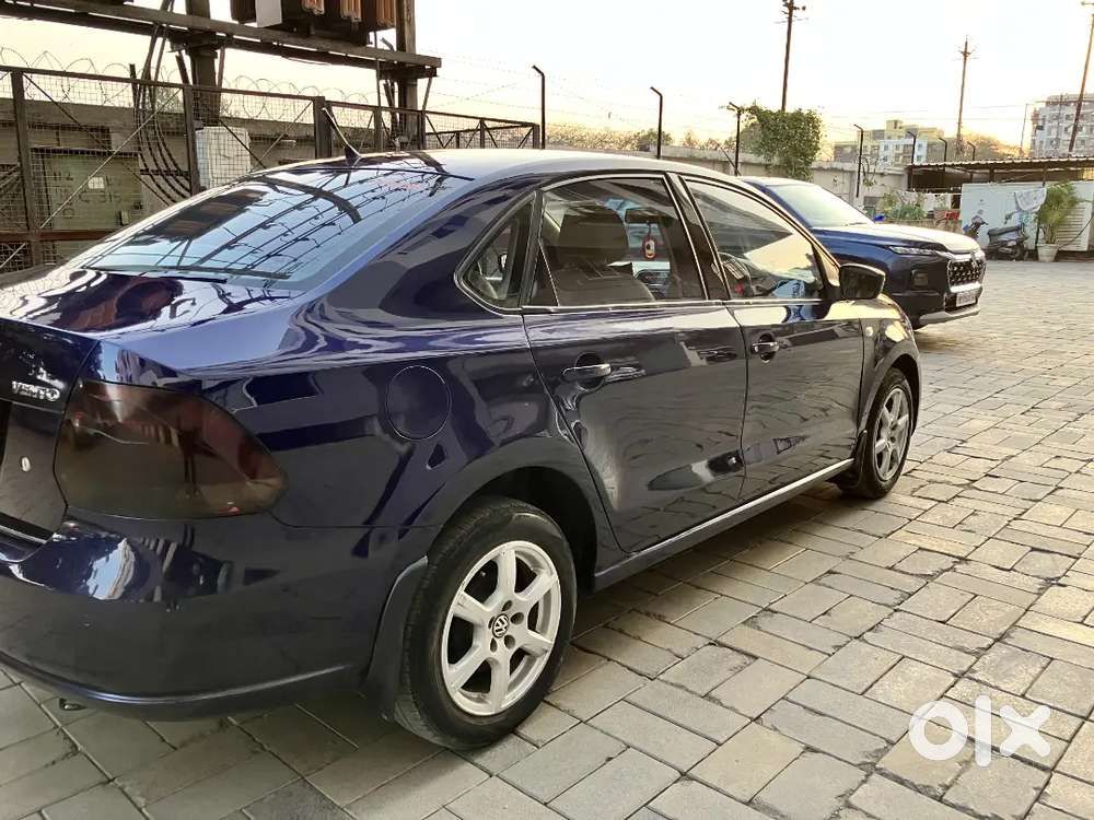 Volkswagen Vento 2012 Petrol Highline Manual