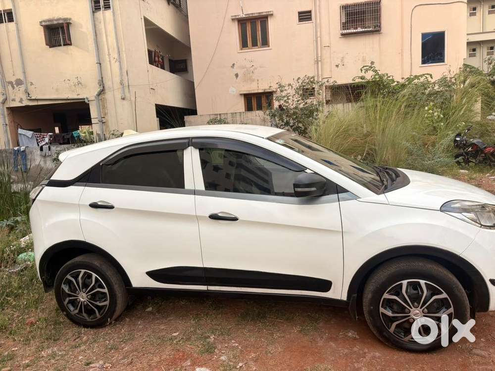 Tata Nexon 2018 Petrol Well Maintained