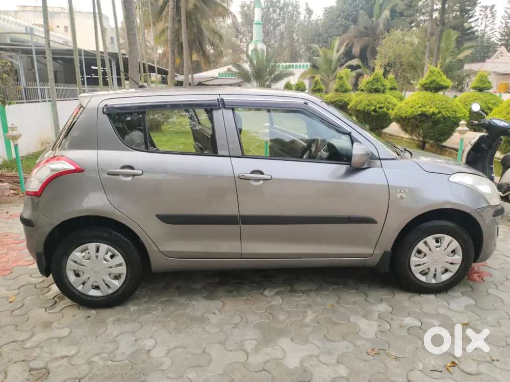 2017 Maruti Suzuki Swift Lxi Dl Registered