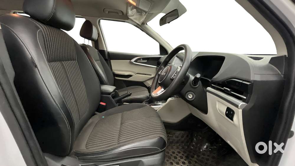 Kia Carens 1.4 Prestige 7 Str, 2022, Petrol