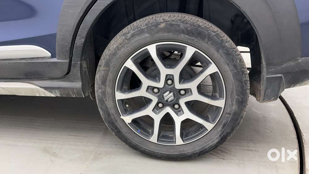 Maruti Suzuki Xl6 1.5 Alpha Plus At, 2022, Petrol