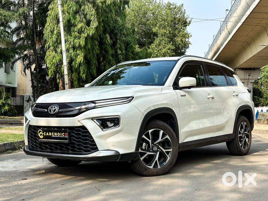 Toyota Urban Cruiser Hyryder 1.5 V Hybrid, 2024, Petrol