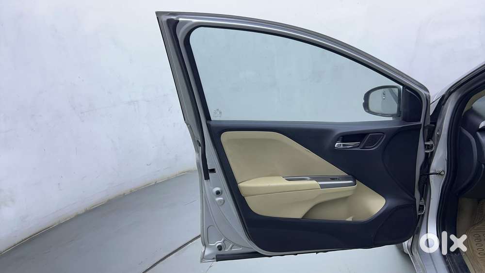 Honda City I-vtec S, 2016, Petrol