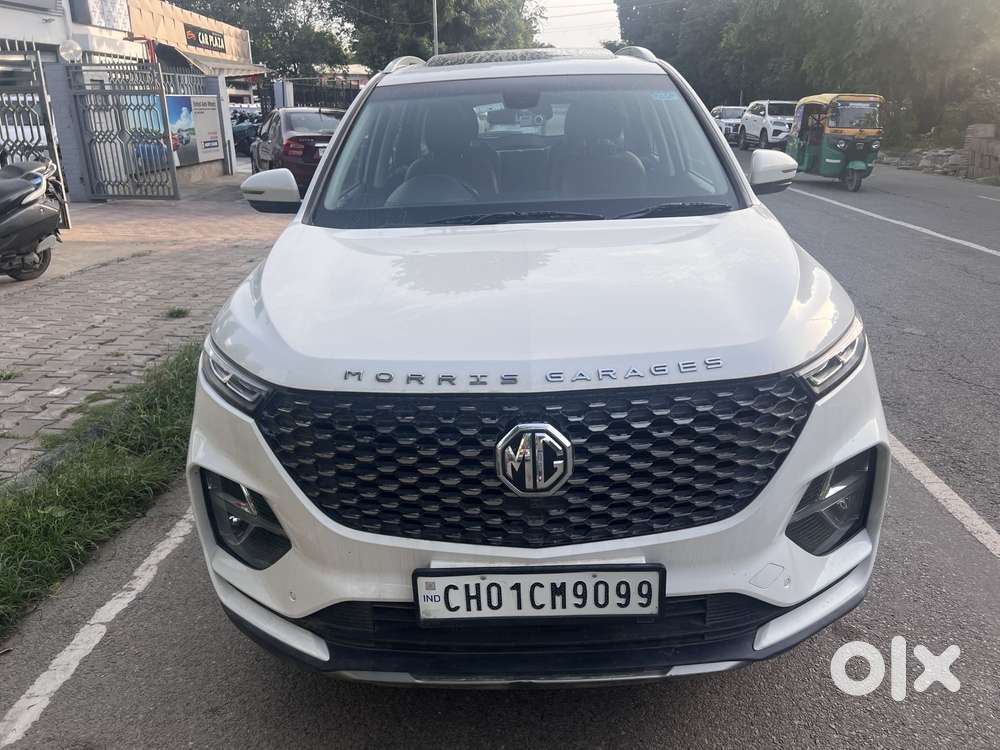 Mg Hector Plus 1.5 Sharp Turbo Cvt 6 Str, 2022, Petrol