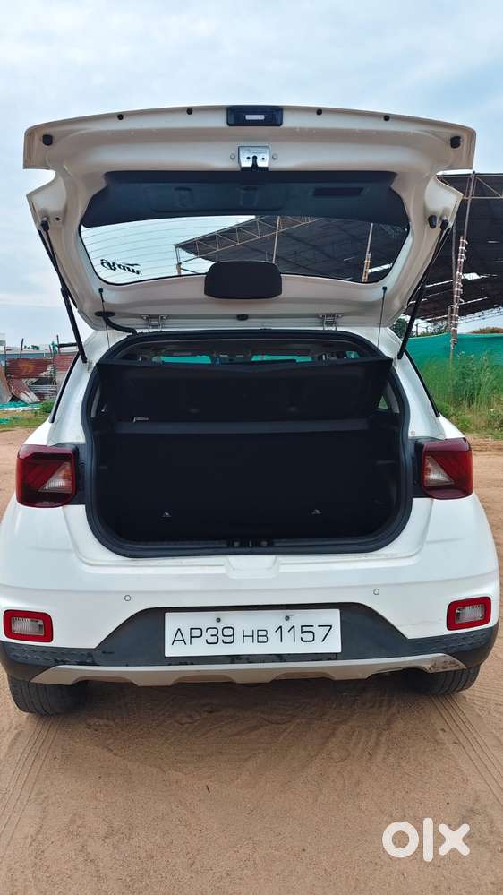 Hyundai Venue E 1.2 Petrol, 2022, Petrol
