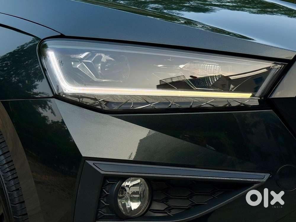 Skoda Slavia 1.0 Ambition Tsi, 2025, Petrol