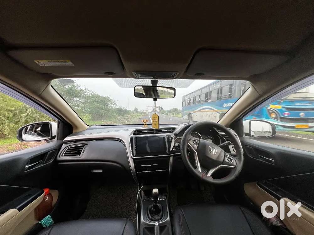 Honda City 2018 Sv 1.5 I-vtec Petrol + Cng  75,000 Km
