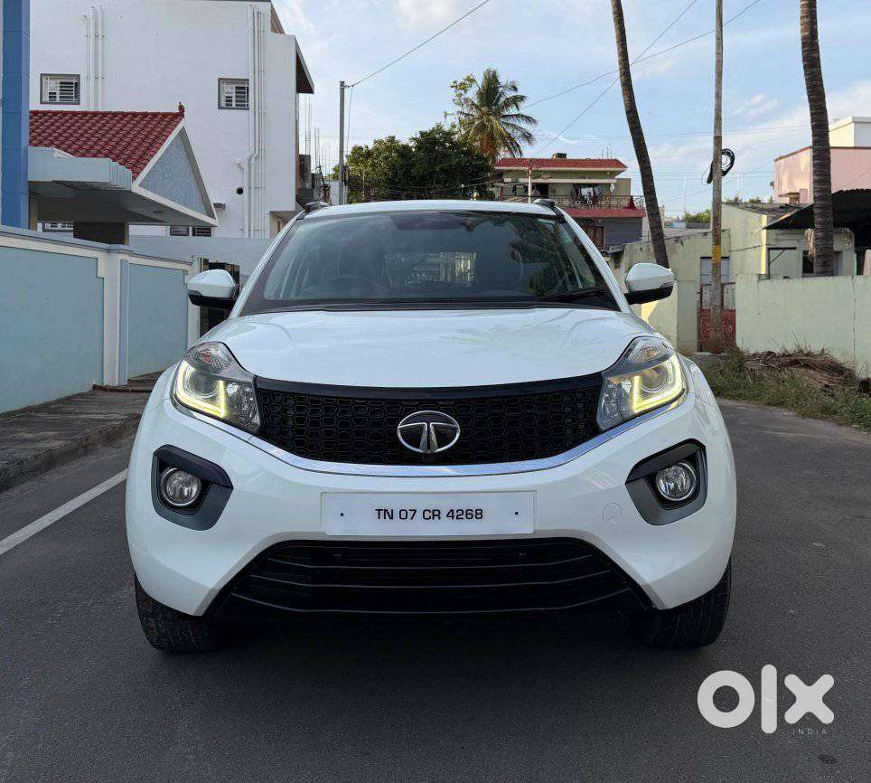 Tata Nexon Xz Plus (hs), 2018, Petrol