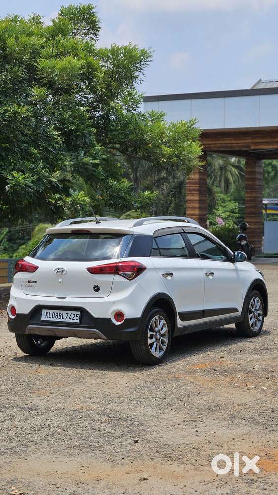 Hyundai I20 Active Sx Petrol, 2017, Petrol
