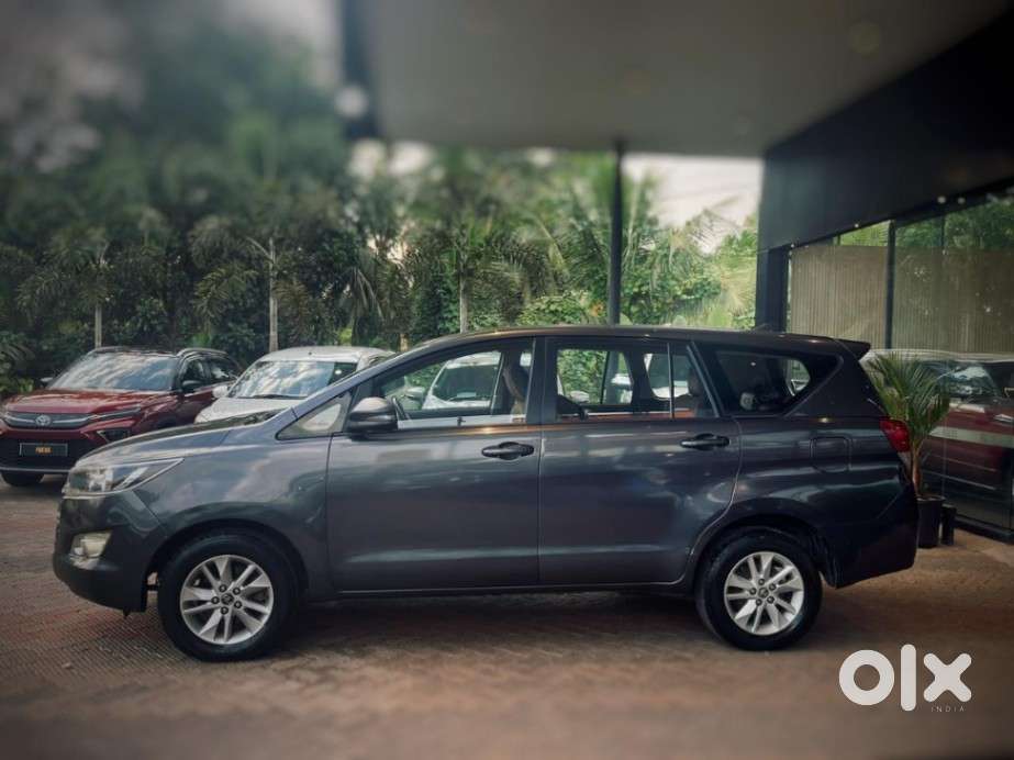 Toyota Innova Crysta 2.8 Gx At 7 Str, 2016, Diesel