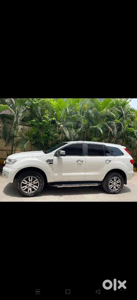 Ford Endeavour 3.2 Titanium 2016