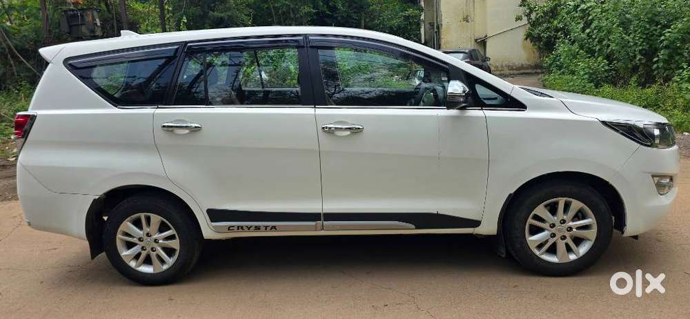 Toyota Innova Crysta 2.4 G Mt, 2019, Diesel
