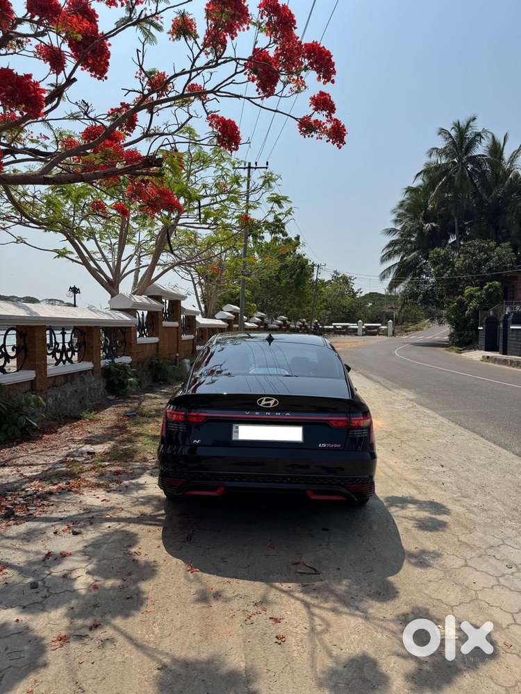 Hyundai Verna Turbo Petrol With Dct Gearbox