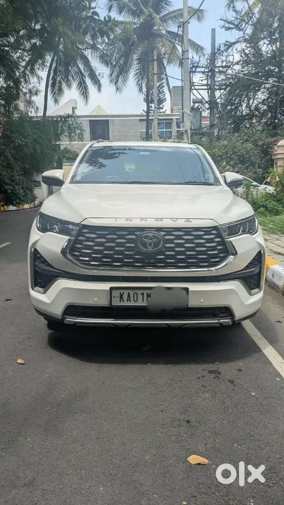 Toyota Innova Hycross 2023 Hybrid 7 Str
