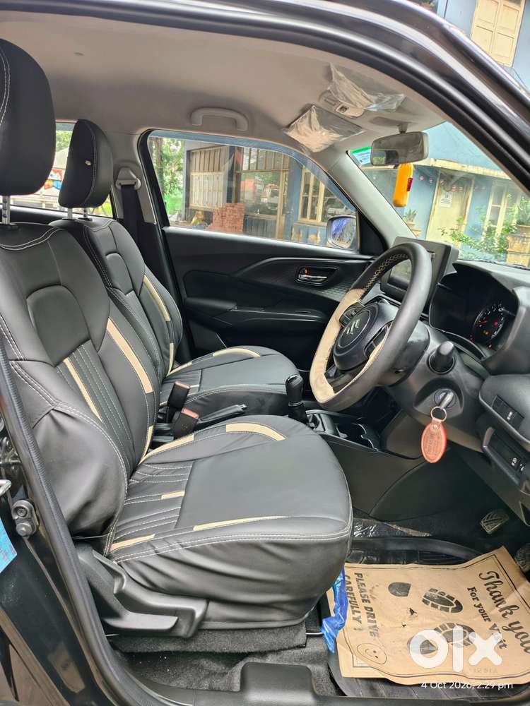 Maruti Suzuki Swift Vxi + Manual, 2025, Petrol