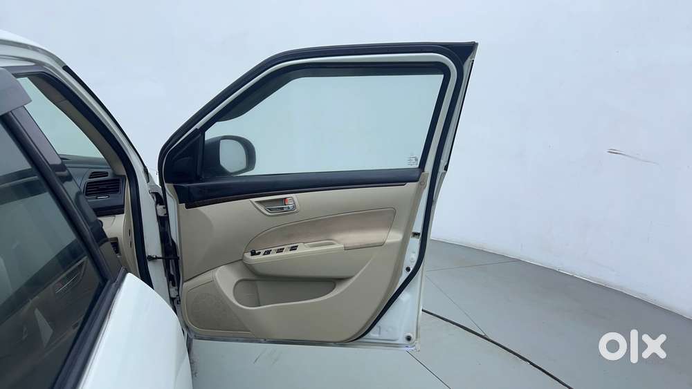 Maruti Suzuki Swift Dzire 1.2 Zxi, 2016, Petrol