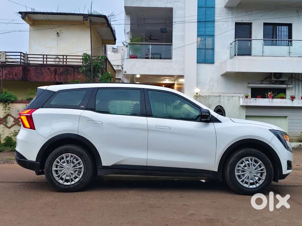 Mahindra Xuv700 2.2 Mx Diesel Mt 5 Str, 2022, Diesel