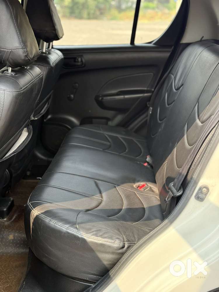 Maruti Suzuki Swift Lxi, 2012, Petrol