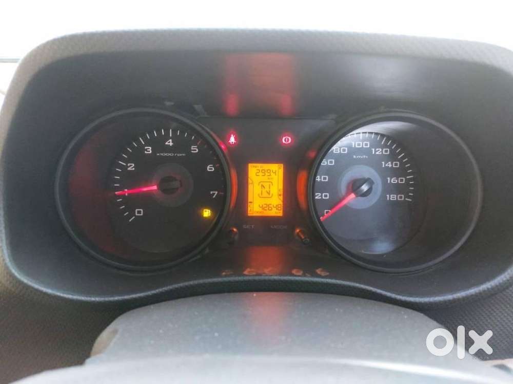 Mahindra Tuv 300 T6 Plus, 2017, Diesel