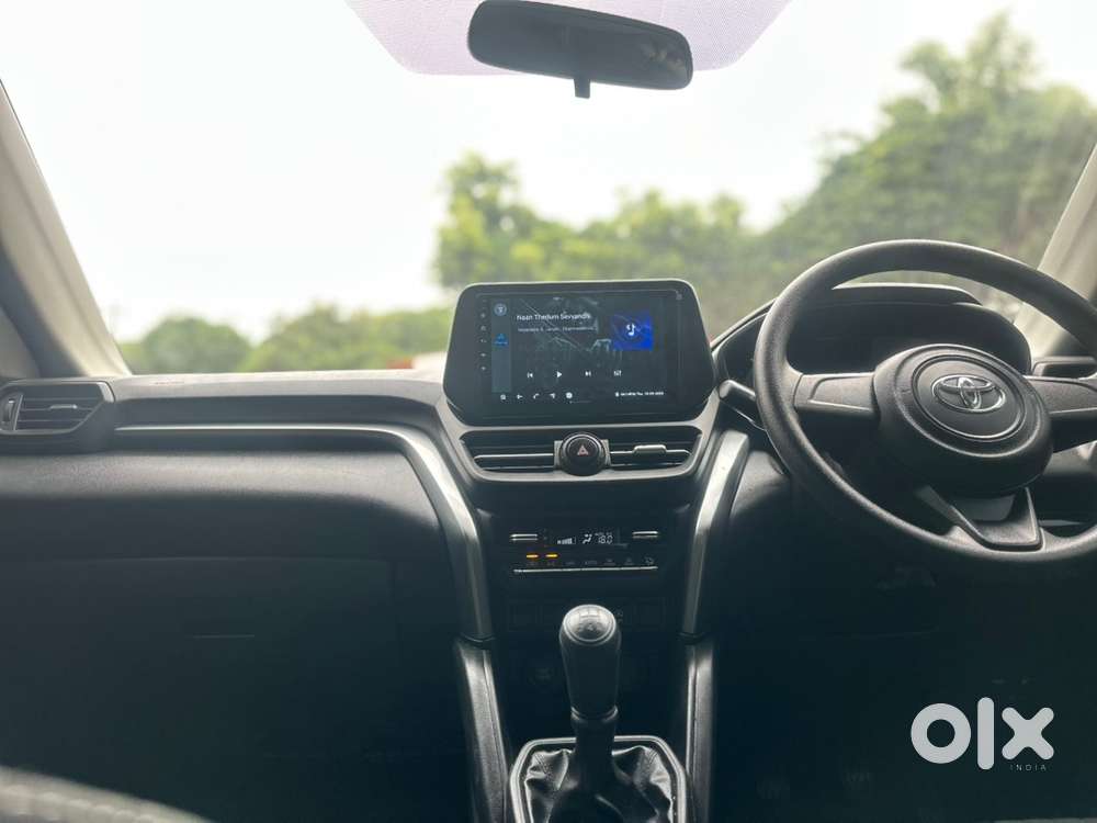 Toyota Petrol Manual 2025
