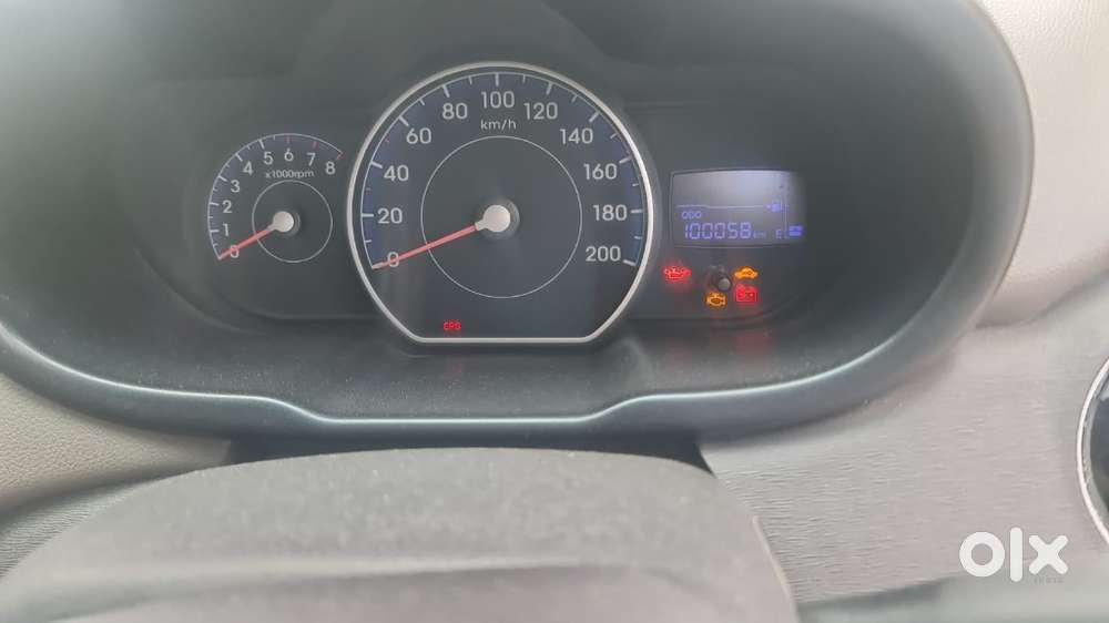 Hyundai I10 Sportz 1.1l, 2014, Cng & Hybrids