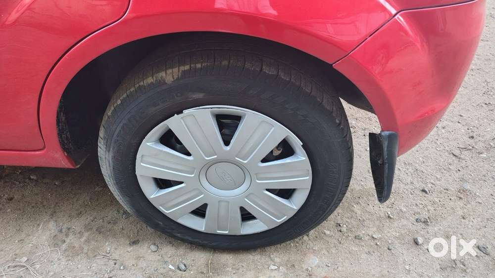 Ford Figo, 2010, Petrol