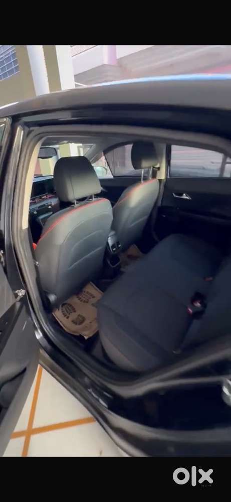 Hyundai With 11000 Km 2025