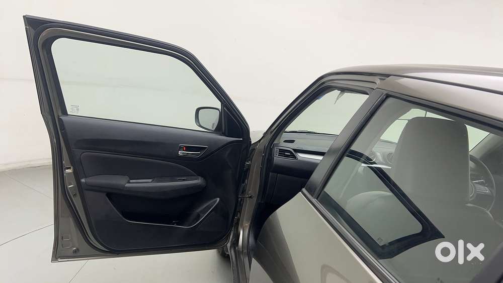 Maruti Suzuki Swift Amt Vvt Vxi, 2022, Petrol