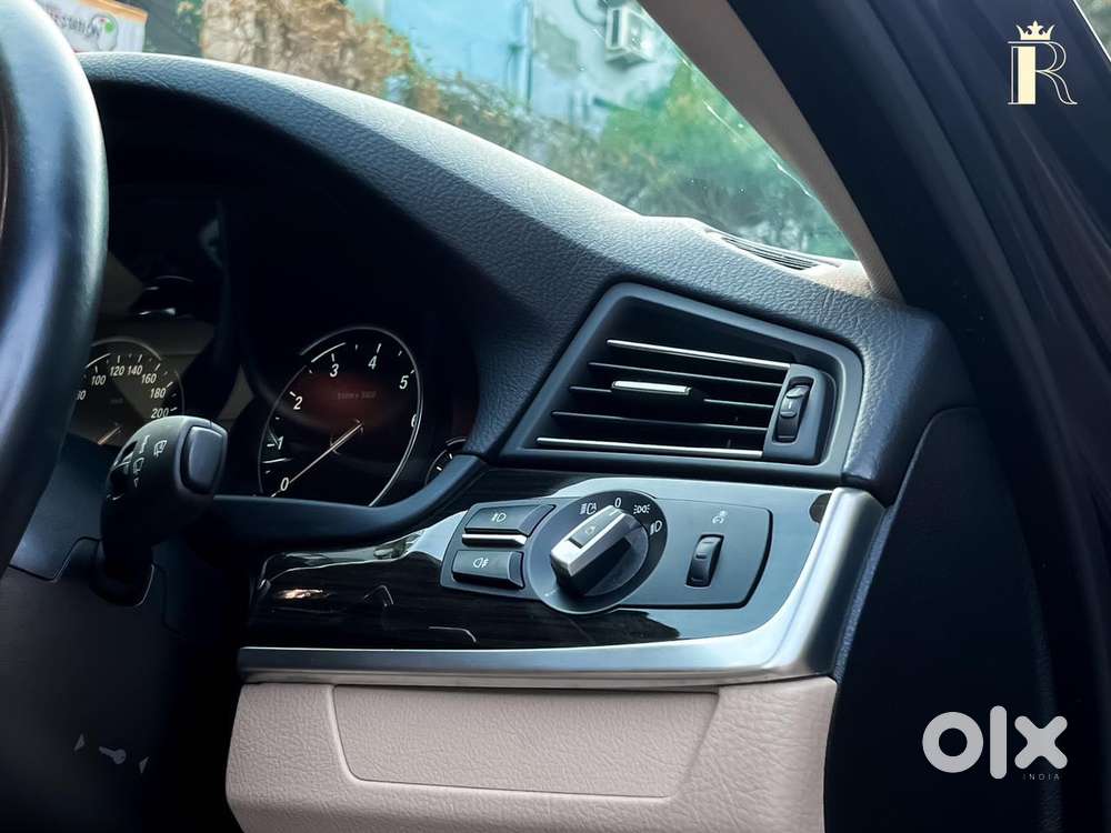 Bmw 5 Series 2.0 520i Luxury Line, 2016, Petrol