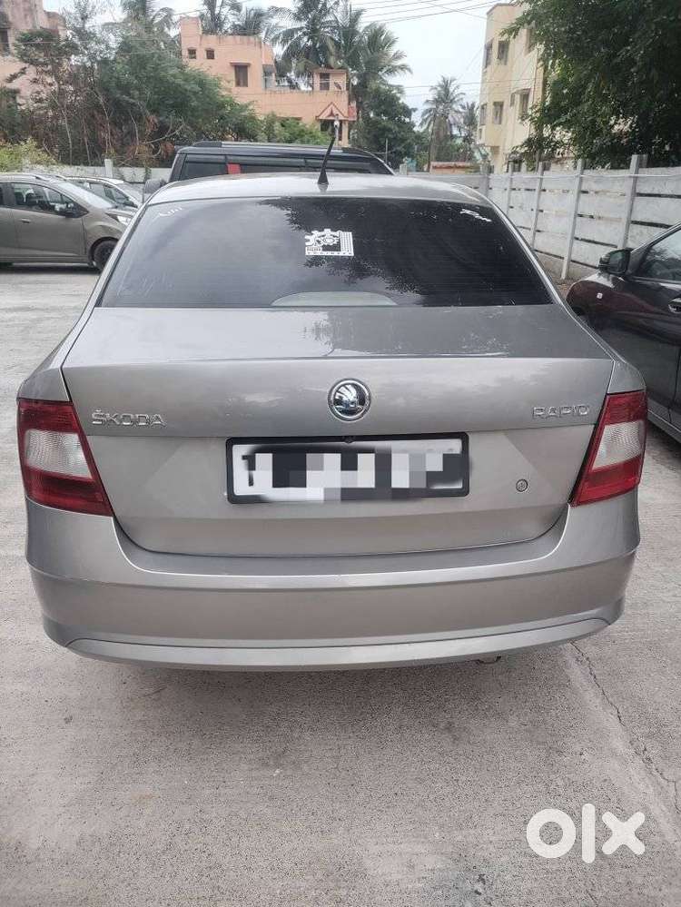 Skoda Rapid 1.6 Mpi Ambition, 2016, Petrol