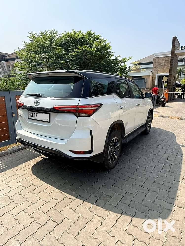 Toyota Fortuner Legender 2023 Diesel