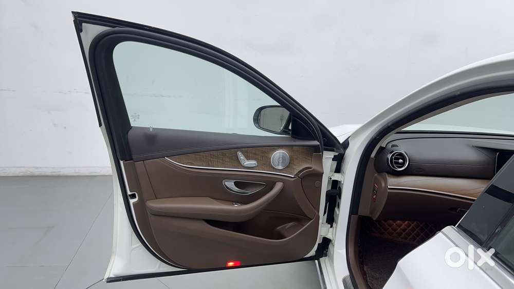 Mercedes-benz E-class Exclusive E 200, 2020, Petrol