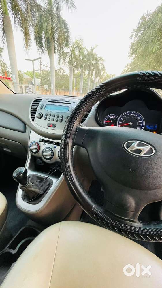 Hyundai I10 Sportz 1.1l, 2015, Petrol