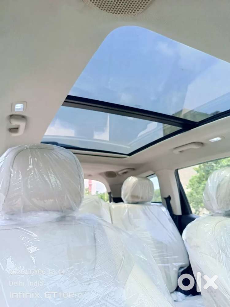 Mahindra Xuv700 2.2 Ax 7 Diesel At Luxury Pack Str, 2024, Diesel