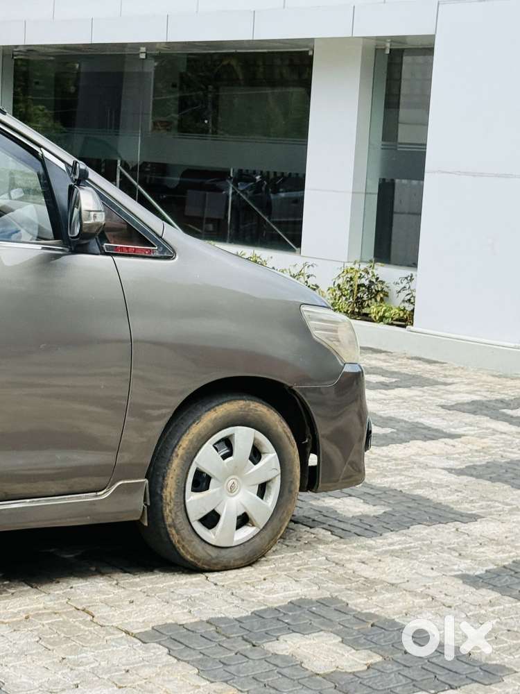 Toyota Innova 2004-2011 2.5 G (diesel) 8 Seater Bs Iv, 2006, Diesel