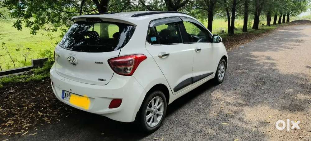 Hyundai Grand I10 2014 Petrol 97000 Km Driven Automatic