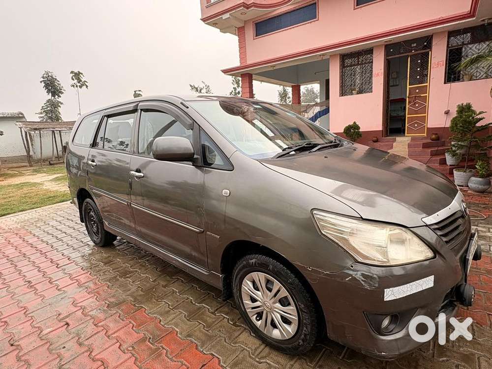 Toyota Innova 2012 Diesel Well Maintained