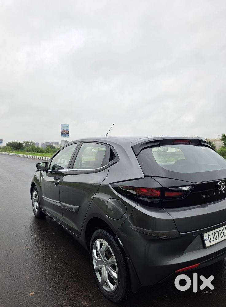 Tata Altroz 1.2 Xm Plus, 2022, Petrol
