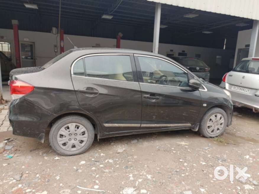 Honda Amaze, 2016, Petrol