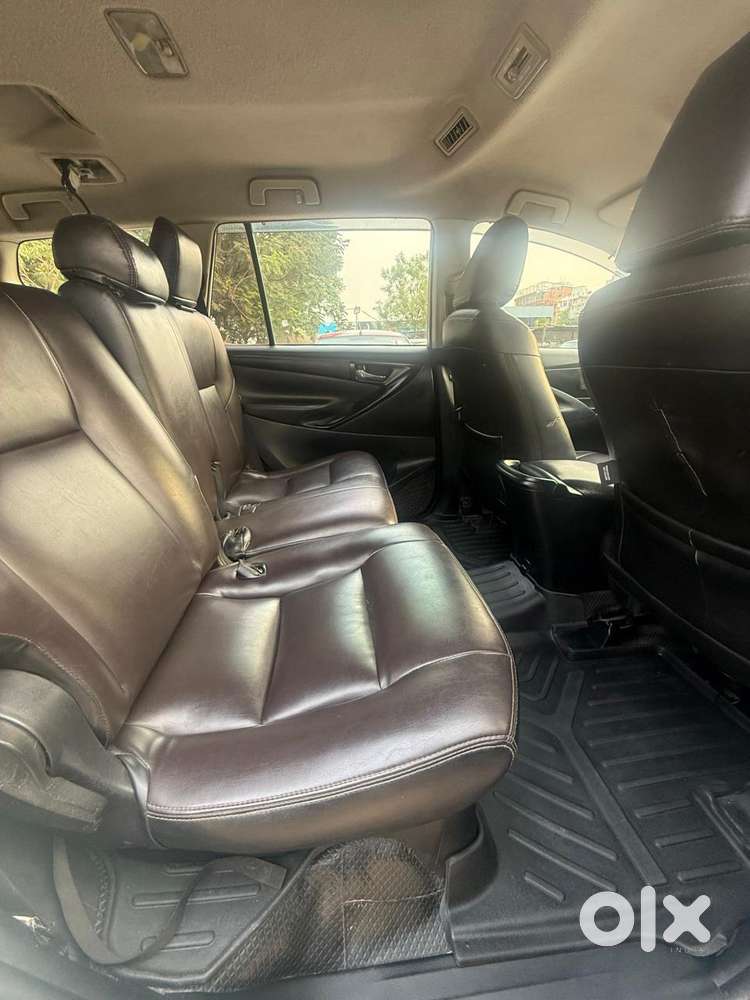 Toyota Innova Crysta G 8 Str, 2016, Diesel