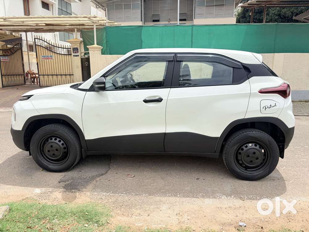 Tata Punch Creative, 2023, Petrol