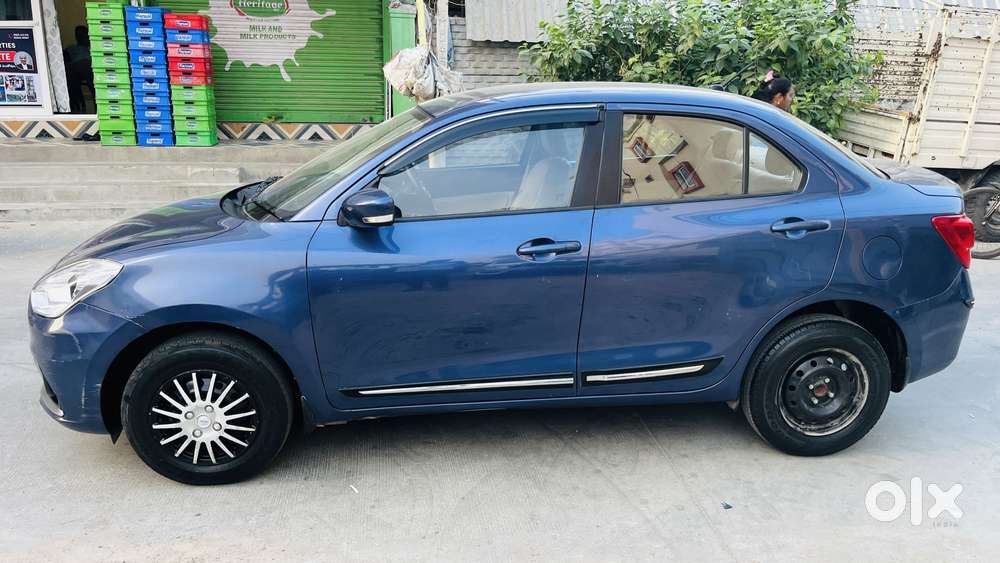 Maruti Suzuki Dzire 1.2 Vxi, 2022, Petrol